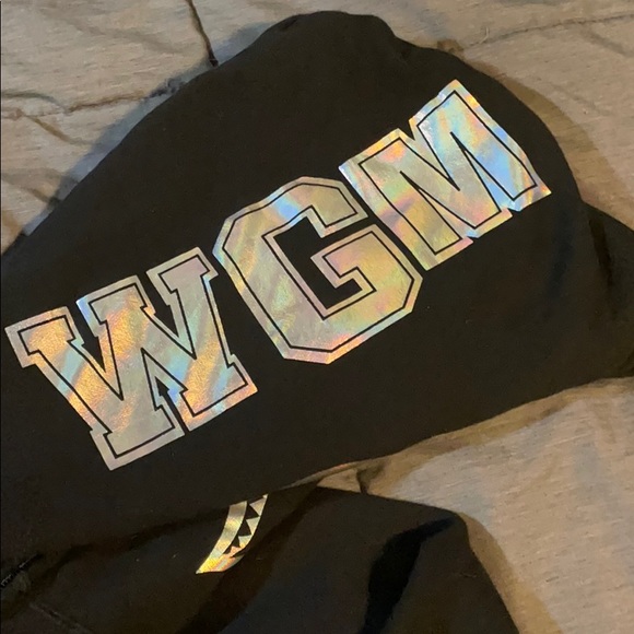 Bape Chrome Iridescent Shark Full Zip Hood… - Picture 4 of 9